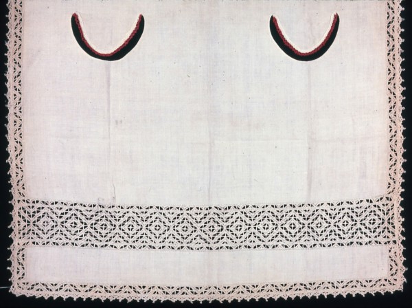 Child's Apron (Made from a Cover), Italy, 1875/1900. Creator: Unknown.