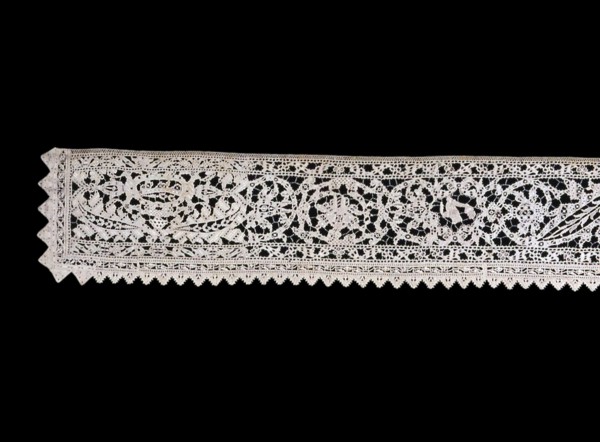 Border, Italy, Early 17th century. Creator: Unknown.