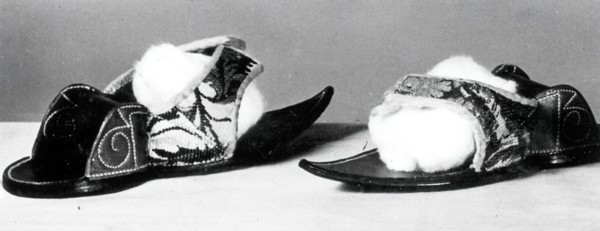 Pair of Pattens (Overshoes), England, 1720s.