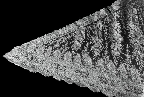 Half Shawl, England, 1860s.