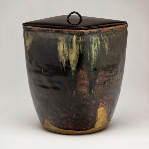Takatori-Ware Water Jar (Mizusashi), 19th century.