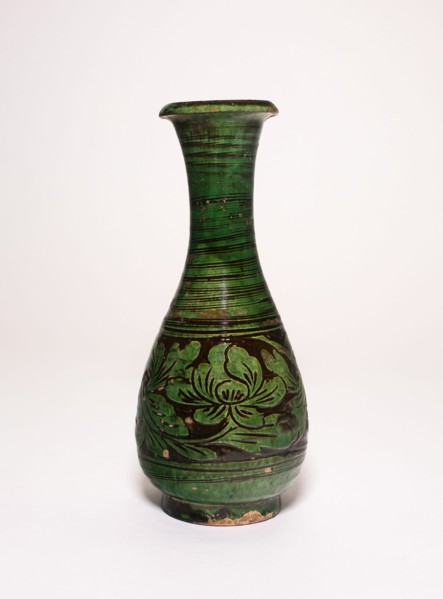 Baluster-Shaped Vase with Peony Flowers, Jin dynasty (1115-1234).