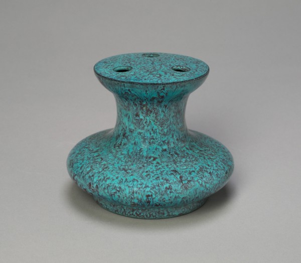 Holder for Incense Sticks or Flowers, Qing dynasty (1644-1911), Yongzheng reign mark and period (1723-1735).