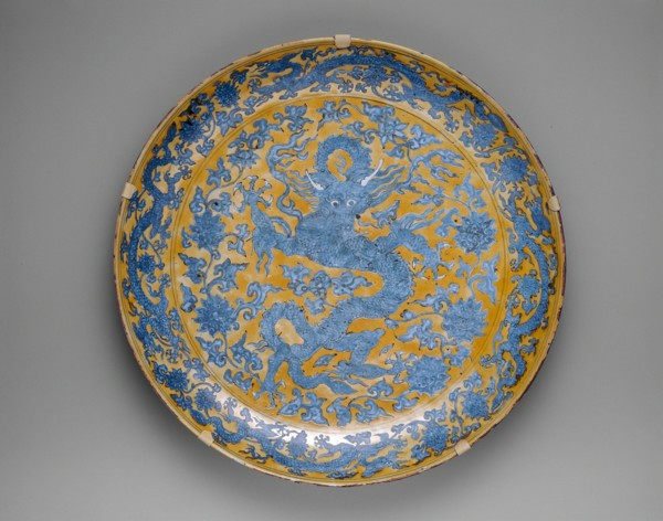 Large Plate with Dragons, Clouds and Floral Sprays, Ming dynasty (1368-1644), mark and reign of Jiajing (1522-66).