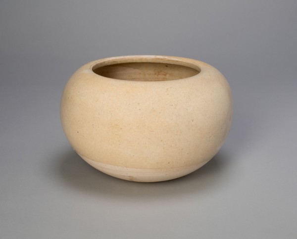 Globular Bowl, Sui (581-618) or Tang dynasty (618-907), early 7th century.