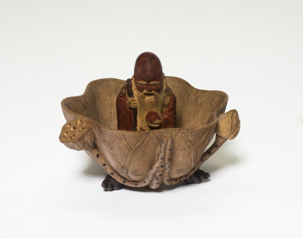 Cup in the Shape of a Lotus Flower with a Figure of an Immortal, Ming dynasty (1368-1644).