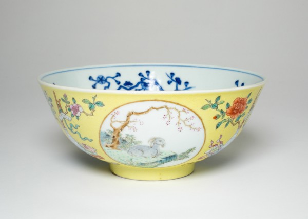 Bowl with Six Goats, Qing dynasty (1644-1911), Daoquang reign mark and period (1821-1850).