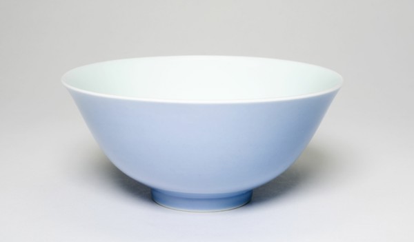 Bowl, Qing dynasty (1644-1911), Yongzheng reign mark and period (1723-1735).