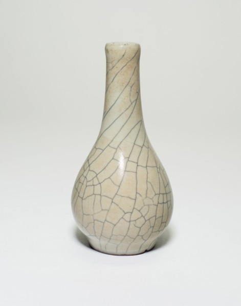 Bottle-Shaped Vase, Yuan dynasty (1271-1368) or possibly Qing dynasty (1644-1911), Yongzheng period (1723-1735).