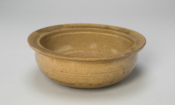 Bowl, Six dynasties (220-589) or Tang dynasty (618-907), c. 6th/7th century.