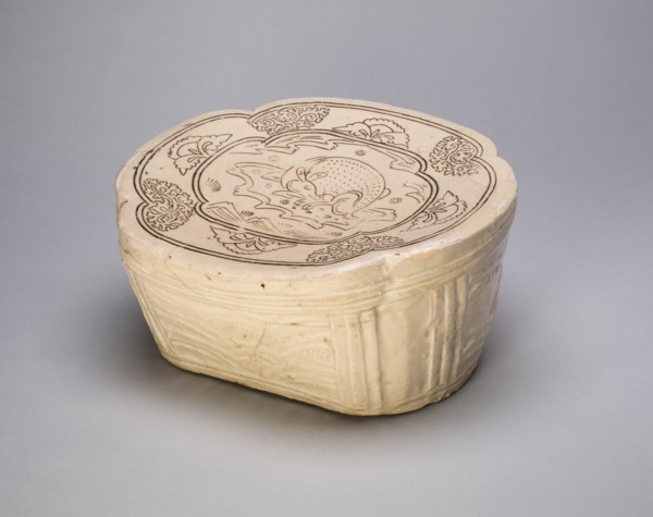 Lobed Pillow with Deer, Northern Song dynasty (960-1127), late 11th/early 12th century.
