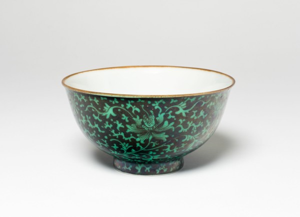 Bowl with Peonies, Qing dynasty (1644-1911), 18th century.