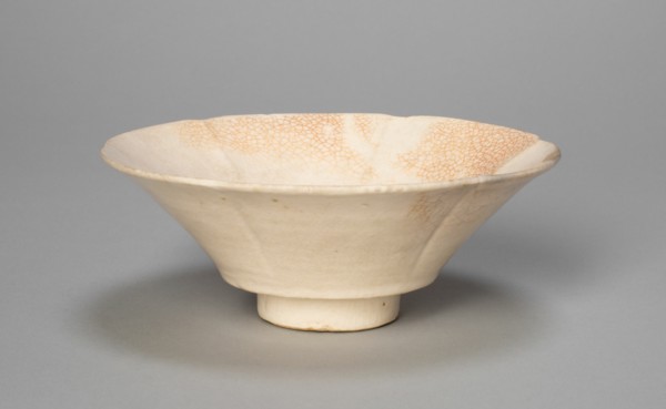 Lobed Cup, Tang dynasty (618-907) or Song dynasty (960-1279), c. 10th century.