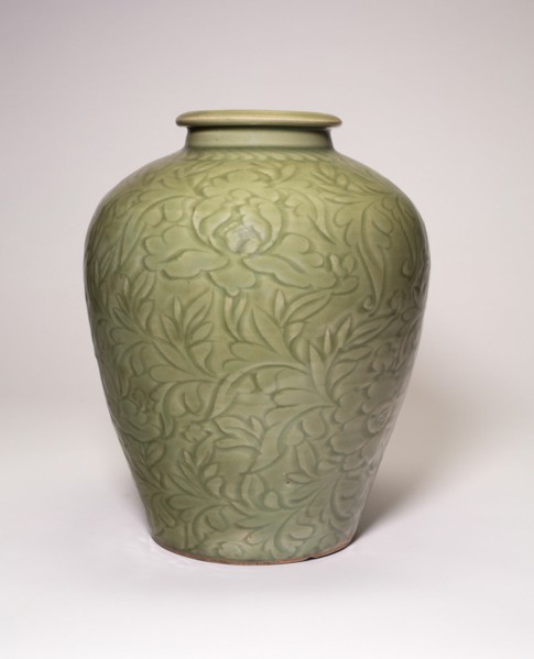 Jar with Peony Scrolls, Ming dynasty (1368-1644), 15th century.