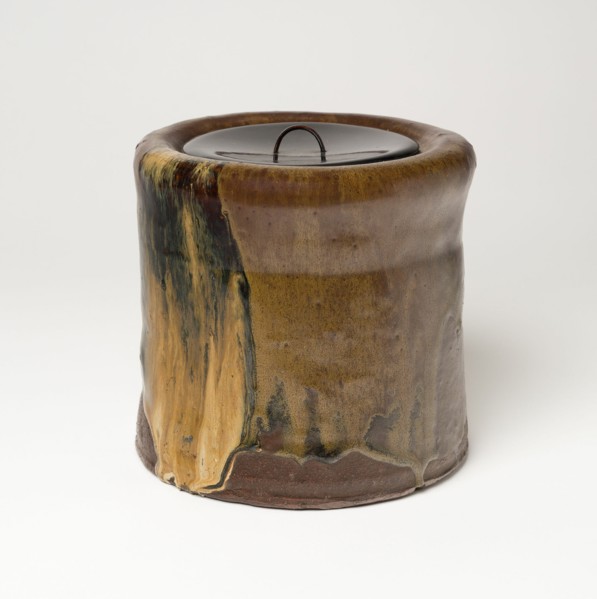 Satsuma-Ware Water Jar (Mizusashi), 18th century.