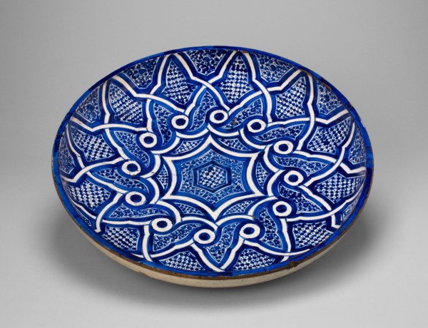Shallow bowl, Morocco, Late 19th century.