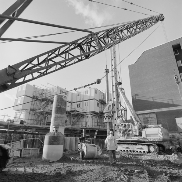 Vintners Place, Upper Thames Street, Queenhithe, London, 17/01/1990. Creator: John Laing plc.