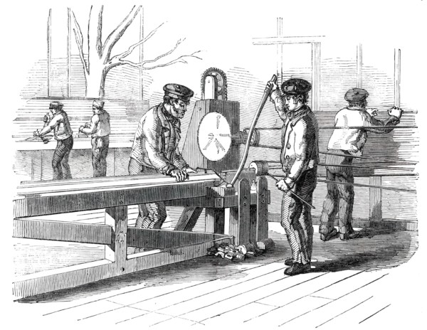 The Great Exhibition Building in Hyde Park - the Sash-Bar Finishing Machine, 1850. Creator: Unknown.