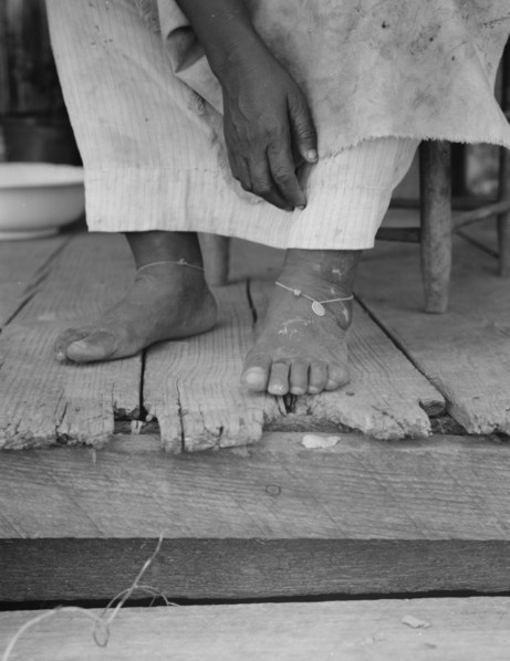Fifty-seven year old sharecropper woman, Hinds County, Mississippi, 1937. Creator: Dorothea Lange.
