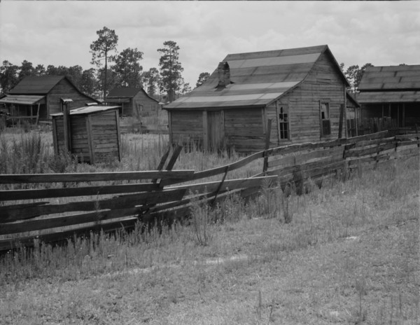 Careyville, northern Florida, 1937. Creator: Dorothea Lange.