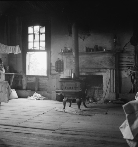 Interior of plantation house now vacant, Greene County, Georgia, 1937. Creator: Dorothea Lange.