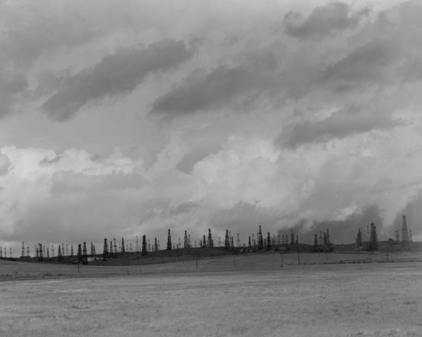 Oil fields, Kern County, California, 1938. Creator: Dorothea Lange.
