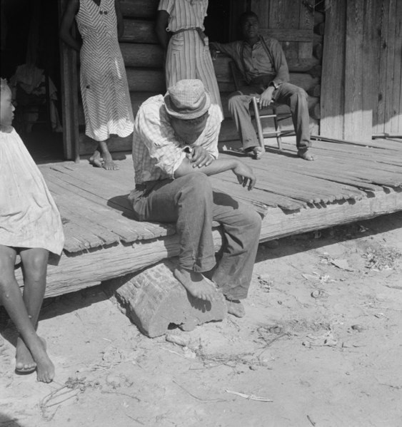 The sharecropper harvest is over in tobacco, near Tifton, Georgia, 1938. Creator: Dorothea Lange.