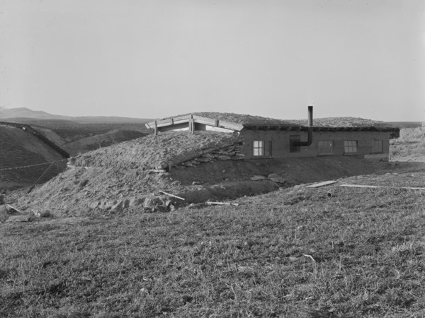 The Daugherty home, Warm Springs district, Malheur County, Oregon, 1939. Creator: Dorothea Lange.