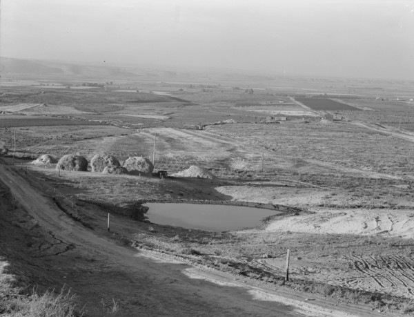 Looking across the Malheur Valley from Lincoln Bench. Malheur County, Oregon.