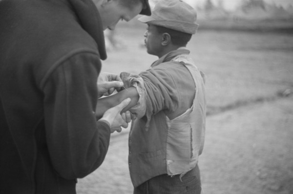 Vaccination in the camp for Negro flood refugees at Marianna, Arkansas.