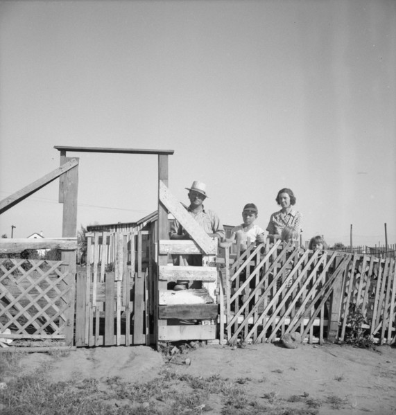 Highway City, California. Near Fresno. Family from Oklahoma.