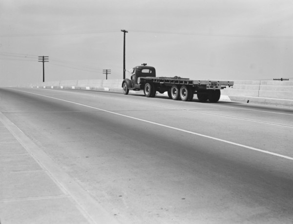 Between Tulare and Fresno. Overpass on U.S. 99. California.