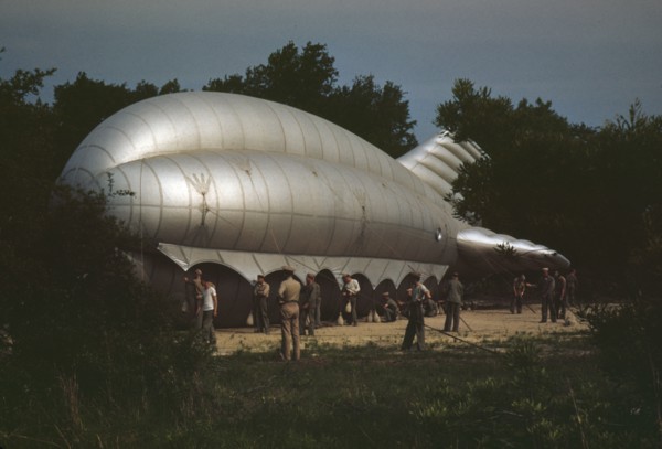 Marine Corps barrage balloon, Parris Island, S.C., 1942. Creator: Alfred T Palmer.