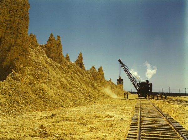 Nearly exhausted sulphur vat from which railroad..., Freeport Sulphur Co, Hoskins Mound, Texas, 1943 Creator: John Vachon.