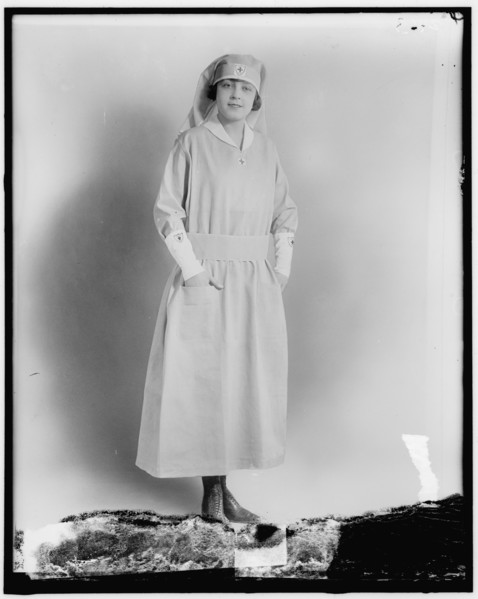 Red Cross, between 1910 and 1920.