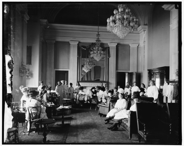 Senate Women, between 1910 and 1920.