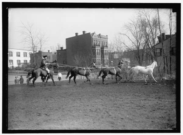Society Circus, between 1910 and 1917.