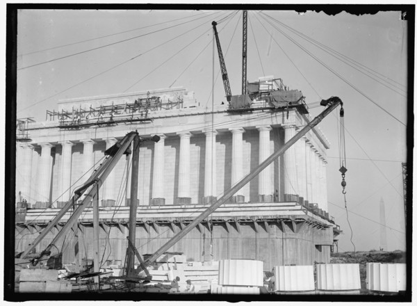 Lincoln Memorial under construction, between 1913 and 1918.