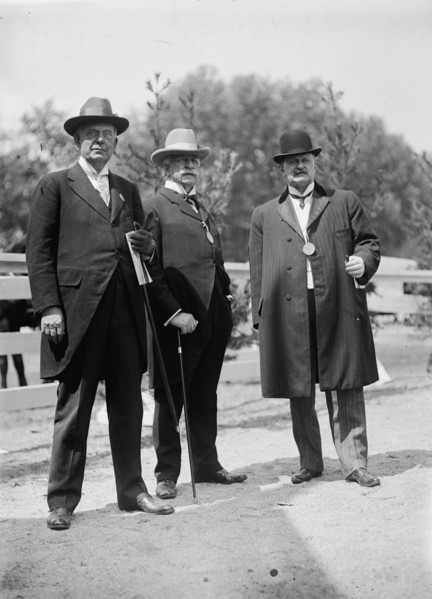Horse Shows - Judge W.H. Moore; Gen. N.A. Miles; P.V. Degraw, 1911.
