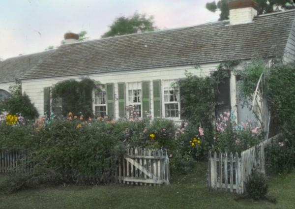 Dr. Charles Willliam Richardson house, Duxbury, Massachusetts, 1927. Landscape: Amy also Aime´e Mrs. Charles W. Richardson.