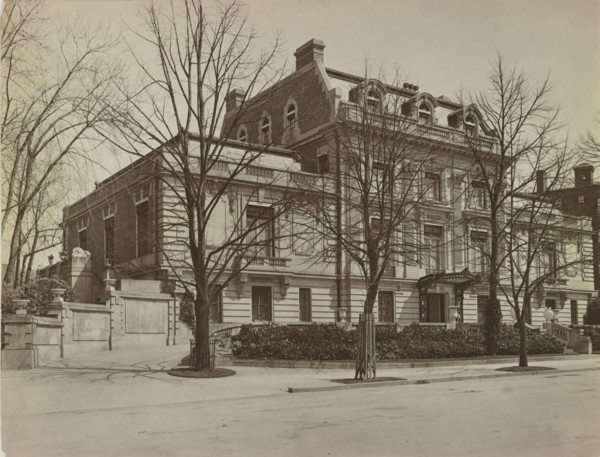 Mary Scott Townsend house, Washington, D.C., c1910. Creator: Frances Benjamin Johnston.