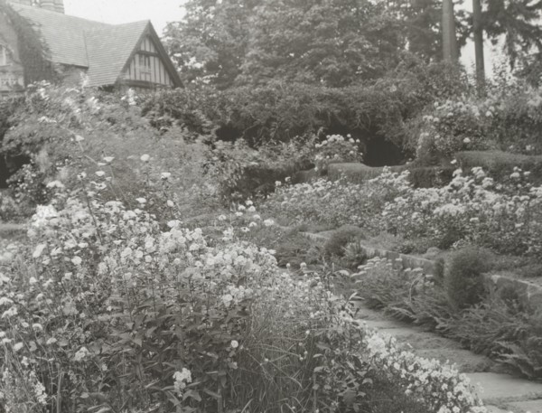 Thornewood, Chester Thorne house, Lakewood, Washington, 1923. Creator: Frances Benjamin Johnston.