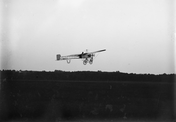 Miss Bernetta Miller, Moissant [sic] - Famous French Aeronautic Family, 1911. Creator: Harris & Ewing.