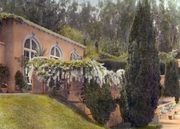 Villa Rose, Joseph Donahoe Grant house, 2260 Redington Road, Hillsborough, California, 1917. Creator: Frances Benjamin Johnston.