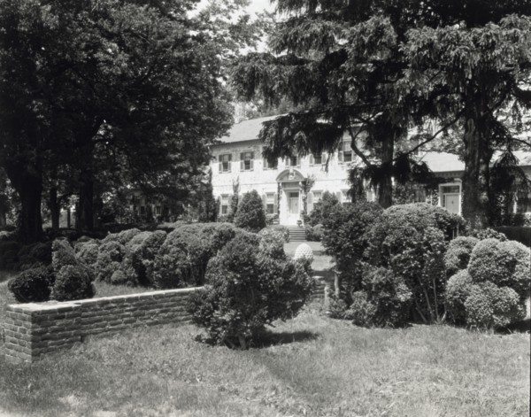 Chatham, Colonel Daniel Bradford Devore house, 120 Chatham Lane, Fredericksburg, Virginia, 1927. Creator: Frances Benjamin Johnston.