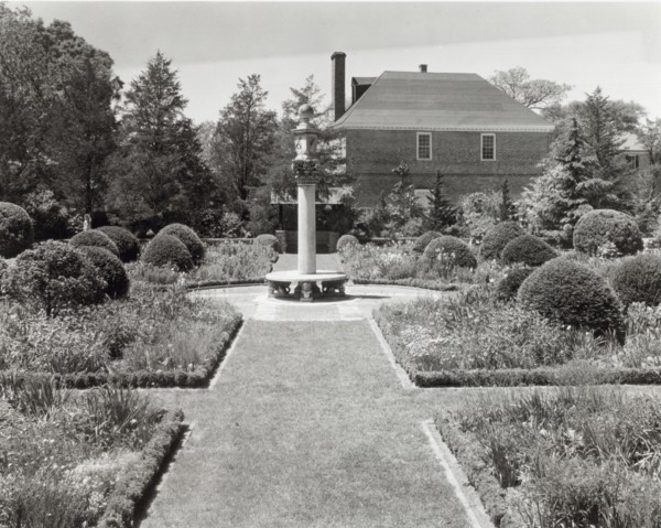 York Hall, Captain George Preston Blow house, Route 1005 and Main Street, Yorktown, Virginia, 1929 Creator: Frances Benjamin Johnston.