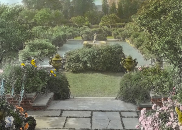Planting Fields William Robertson Coe house, 1395 Planting Fields Road, Oyster Bay, New York, 1926 Creator: Frances Benjamin Johnston.