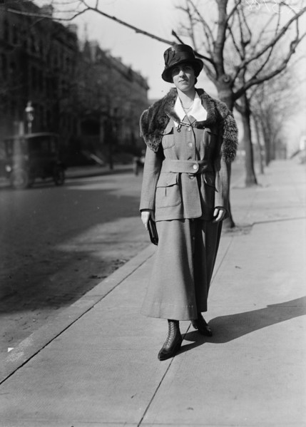Mrs. Henry T. Bull, 1918.