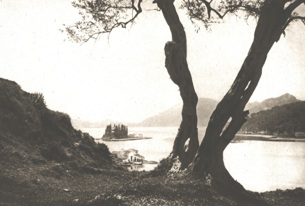 ''Corfou et l'Achilleion; Une baie de l'ile de Corfou.', 1916. Creator: B. Borri.