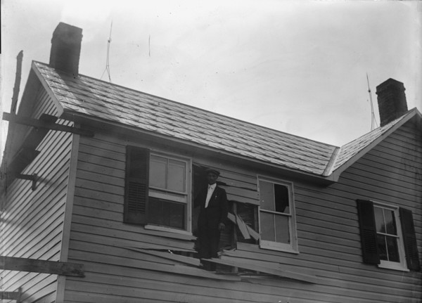 Indian Head, Md. Navy Proving Ground - Residence of George Swann, Damaged By 16' Shell That..., 1916 Creator: Harris & Ewing.